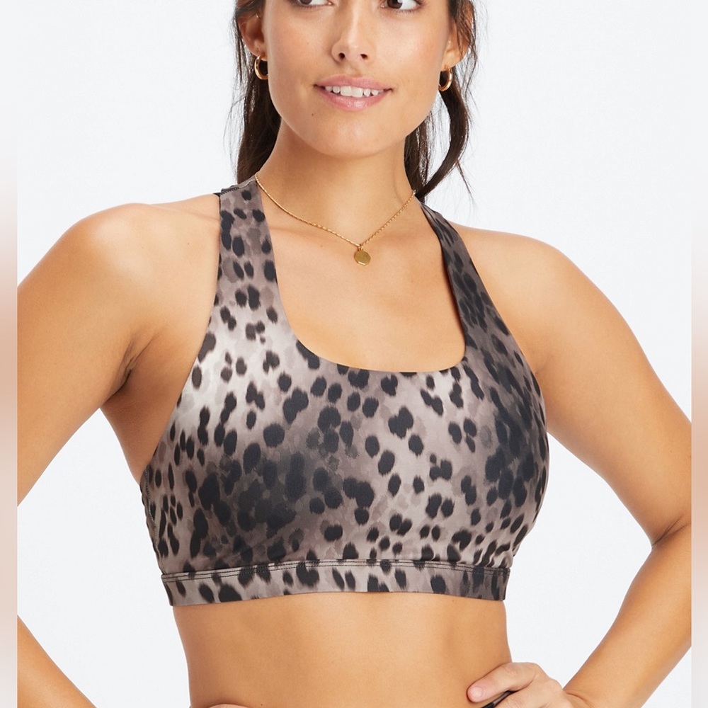 Fabletics Plus Size Boost Medium Impact Sports Bra Size 2X Spotted Black